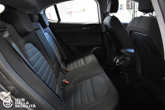 ALFA ROMEO Stelvio 2.2 Turbodiesel 190 CV AT8 Q4 Business